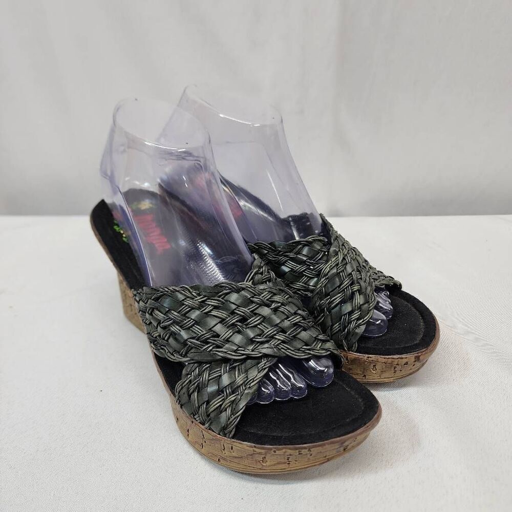 Bongo Size 7 -7.5 Braided Wedge Sandals Black Faux Leather Slip On Light Vintage